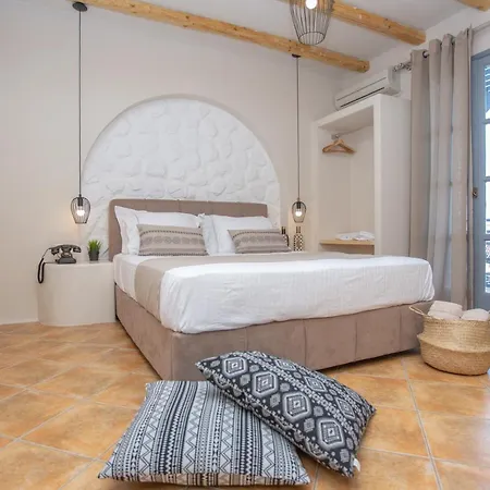 Hotel Ampelos